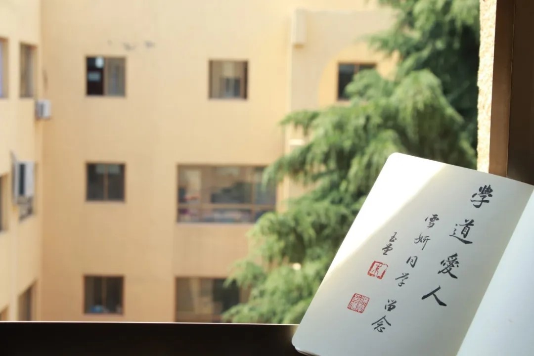 135F4